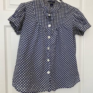 Gap size M blue with white polka dots blouse